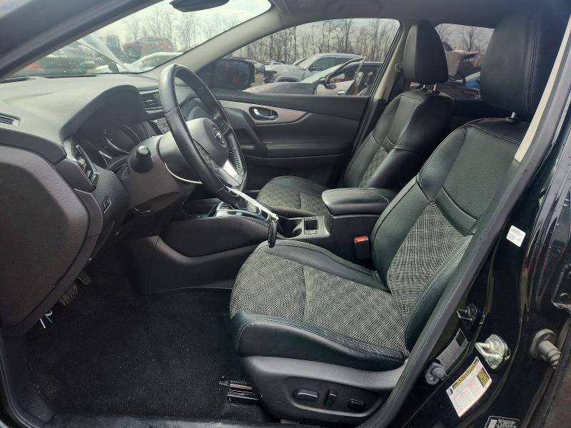45512236 :رقم المزاد ، JN1BJ1CWXLW388872 vin ، 2020 Nissan Rogue Sport مزاد بيع