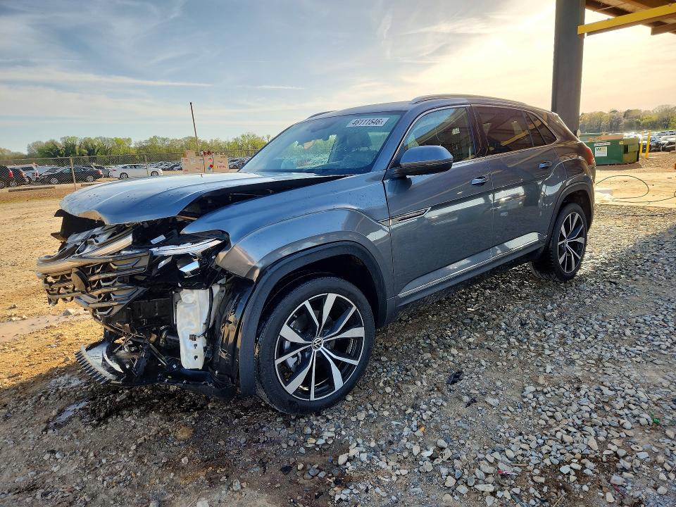46111546 :رقم المزاد ، 1V2FE2CA9RC224440 vin ، 2024 Volkswagen Atlas Cross Sport مزاد بيع