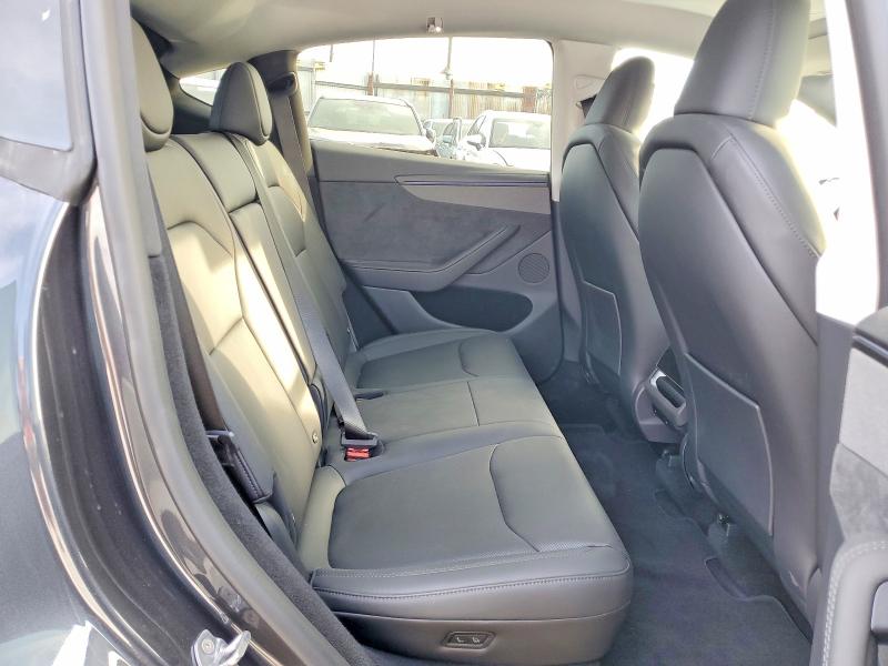 Продажа на аукционе авто 2026 Tesla Model Y, vin: 7SAYGDEDXTF542216, номер лота: 79964975