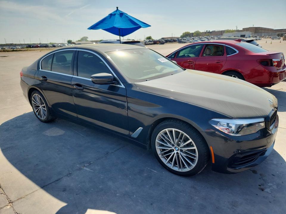 47343826 :رقم المزاد ، WBAJR3C0XLCE49535 vin ، 2020 Bmw 530 مزاد بيع