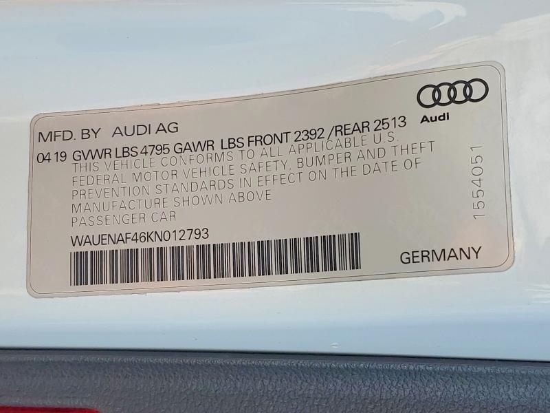 Продажа на аукционе авто 2019 Audi A4, vin: WAUENAF46KN012793, номер лота: 79648945