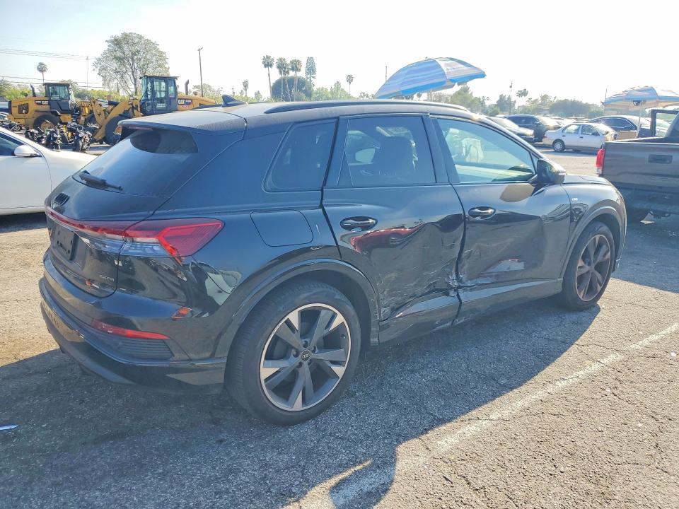 2025 Audi Q4 E-tron მანქანა იყიდება აუქციონზე, vin: WA1KUBFZ1SP056788, აუქციონის ნომერი: 47031226