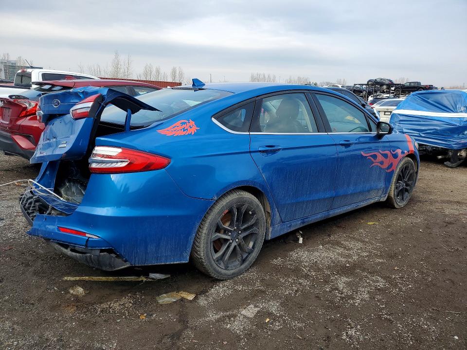 Продажа на аукционе авто 2020 Ford Fusion, vin: 3FA6P0HD1LR120915, номер лота: 79820245