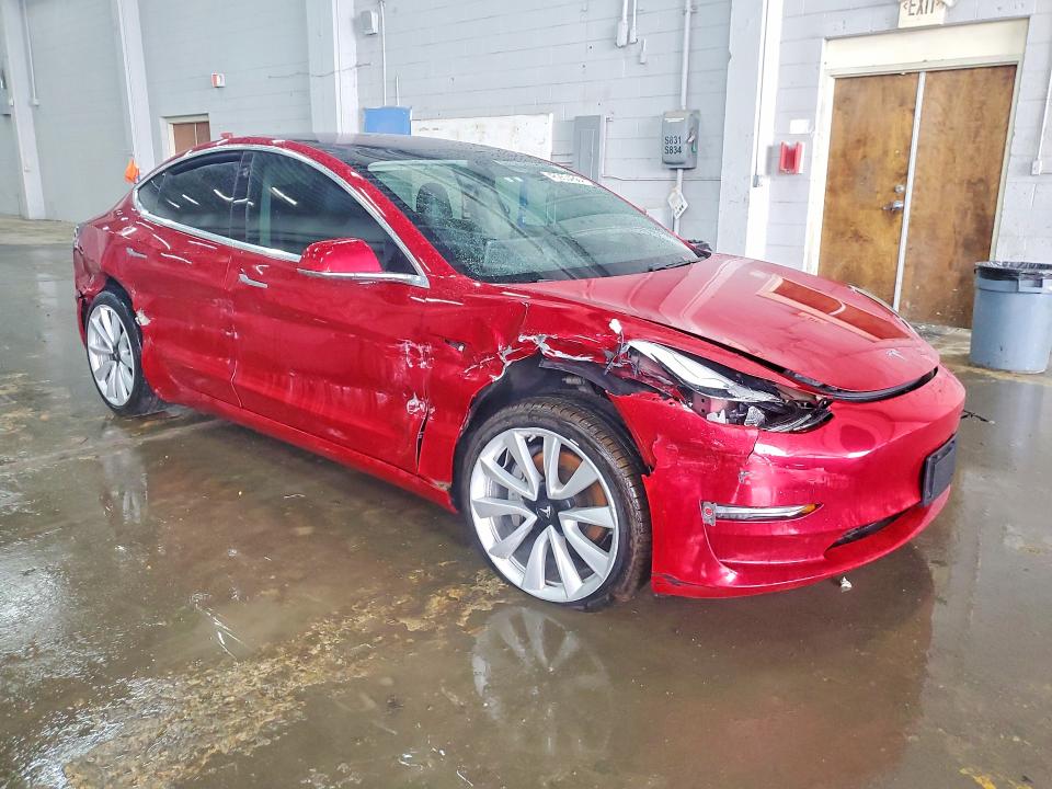 Продаж на аукціоні авто 2018 Tesla Model 3, vin: 5YJ3E1EB7JF146185, номер лоту: 46255466