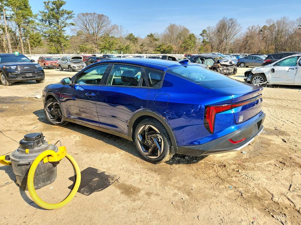 2025 Kia K4 მანქანა იყიდება აუქციონზე, vin: 3KPFU4DE5SE187886, აუქციონის ნომერი: 46886316