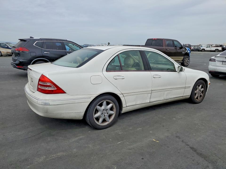 Продажа на аукционе авто 2004 Mercedes-benz C, vin: WDBRF61J34E017981, номер лота: 48311476