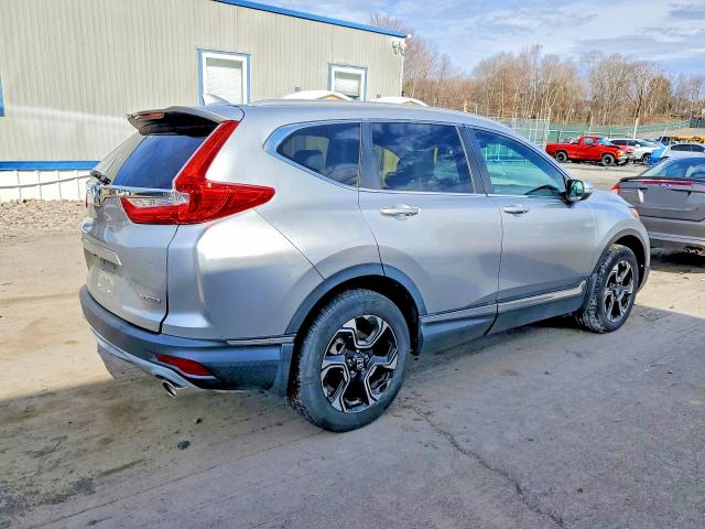 47593226 :رقم المزاد ، 2HKRW2H97HH625854 vin ، 2017 Honda Cr-v مزاد بيع