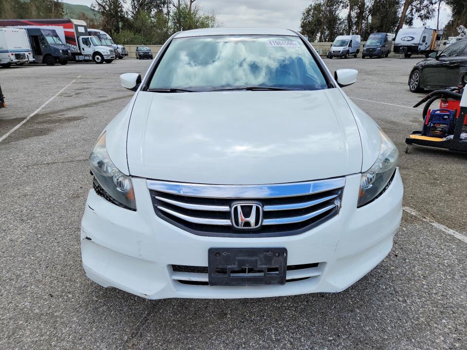 Продаж на аукціоні авто 2011 Honda Accord, vin: 1HGCP2F38BA113117, номер лоту: 41984566