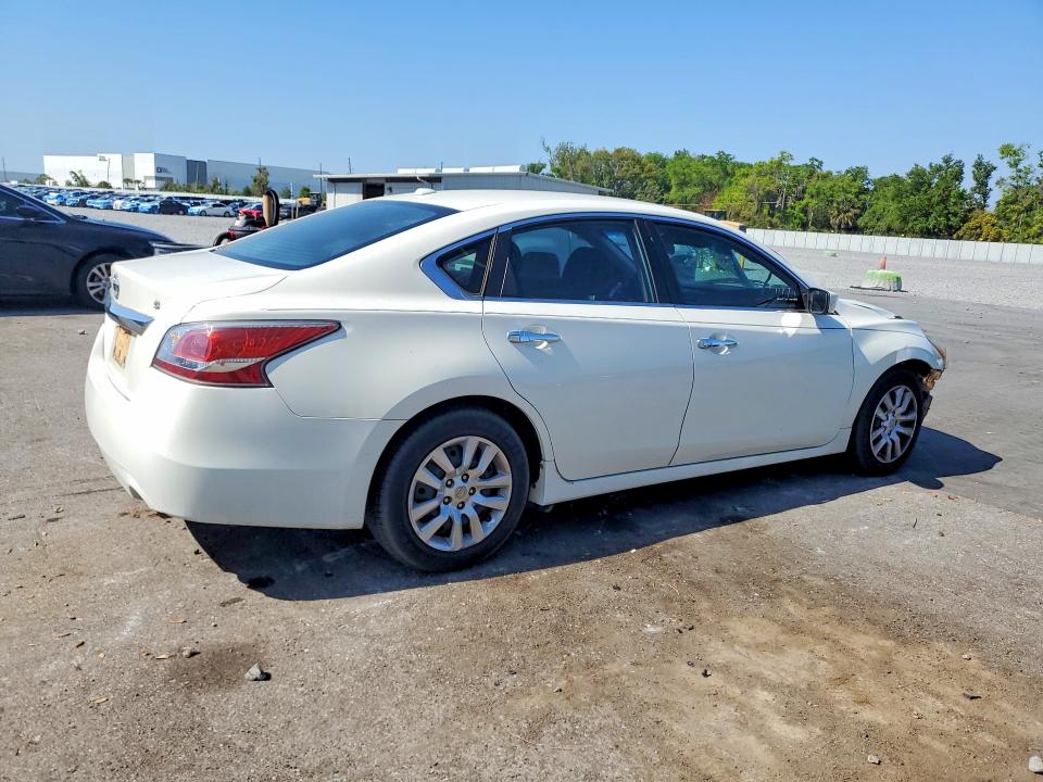 Продаж на аукціоні авто 2015 Nissan Altima, vin: 1N4AL3AP1FC292411, номер лоту: 47714466
