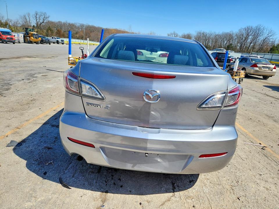47003596 :رقم المزاد ، JM1BL1UF5C1529110 vin ، 2012 Mazda 3 مزاد بيع