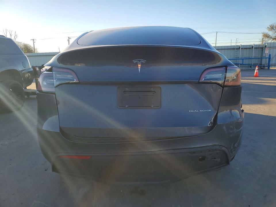45818766 :رقم المزاد ، 7SAYGDEE3PF785574 vin ، 2023 Tesla Model Y مزاد بيع