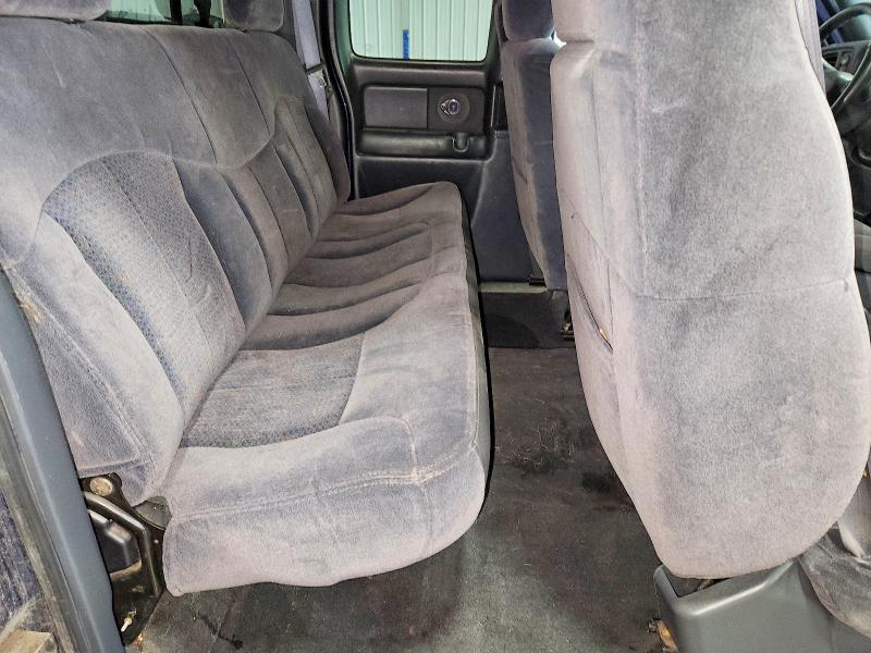 Продаж на аукціоні авто 2000 Chevrolet Silverado, vin: 1GCEK19T6YE388465, номер лоту: 41647506