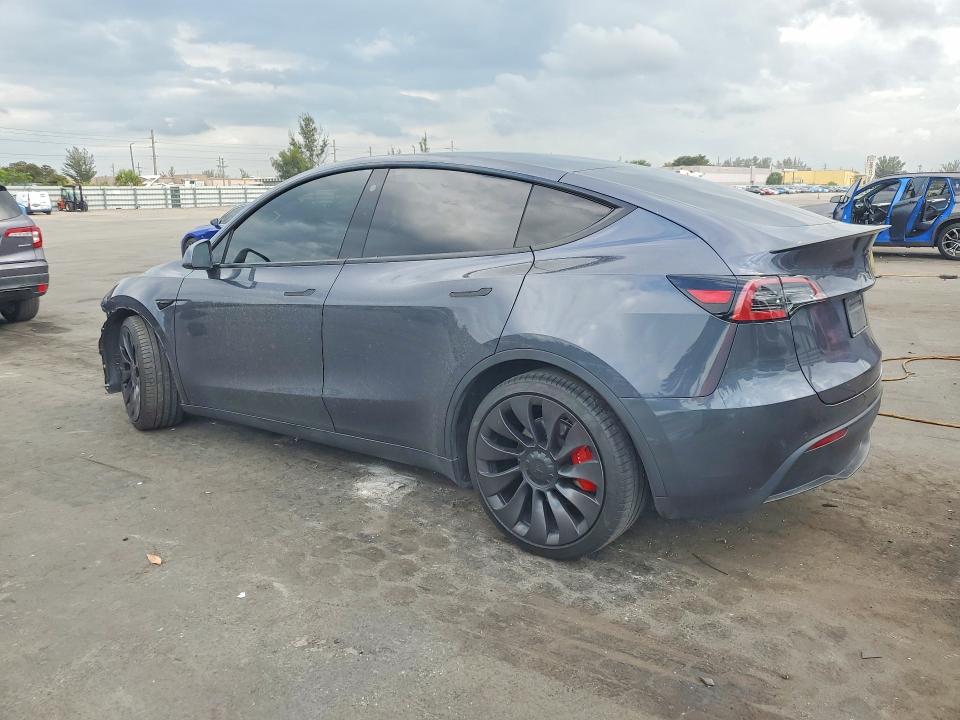 Продажа на аукционе авто 2022 Tesla Model Y, vin: 7SAYGDEF5NF379673, номер лота: 46158696