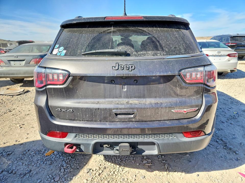 47240826 :رقم المزاد ، 3C4NJDDB1HT659029 vin ، 2017 Jeep Compass مزاد بيع