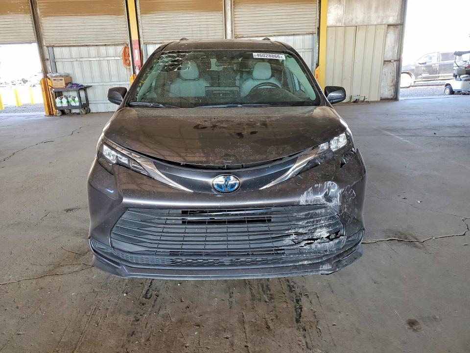 Auction sale of the 2025 Toyota Sienna, vin: 5TDKRKEC6SS254373, lot number: 46028866