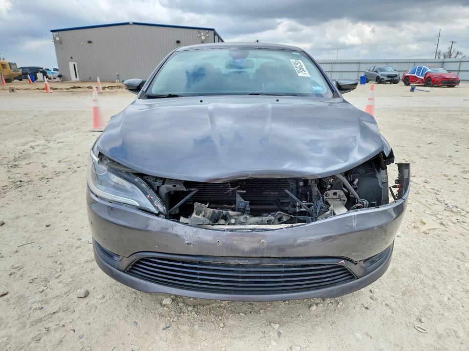 79382295 :رقم المزاد ، 1C3CCCFB1GN181996 vin ، 2016 Chrysler 200 مزاد بيع