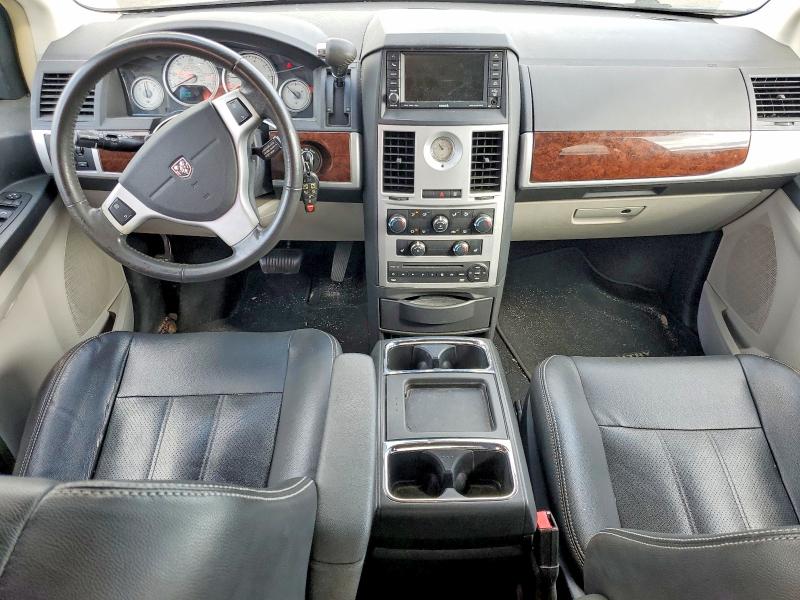 Продажа на аукционе авто 2010 Chrysler Town & Country, vin: 2A4RR8DX1AR467786, номер лота: 45916986