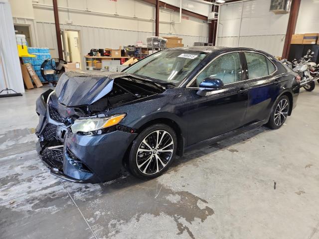 79668515 :رقم المزاد ، 4T1B11HK6KU702624 vin ، 2019 Toyota Camry مزاد بيع