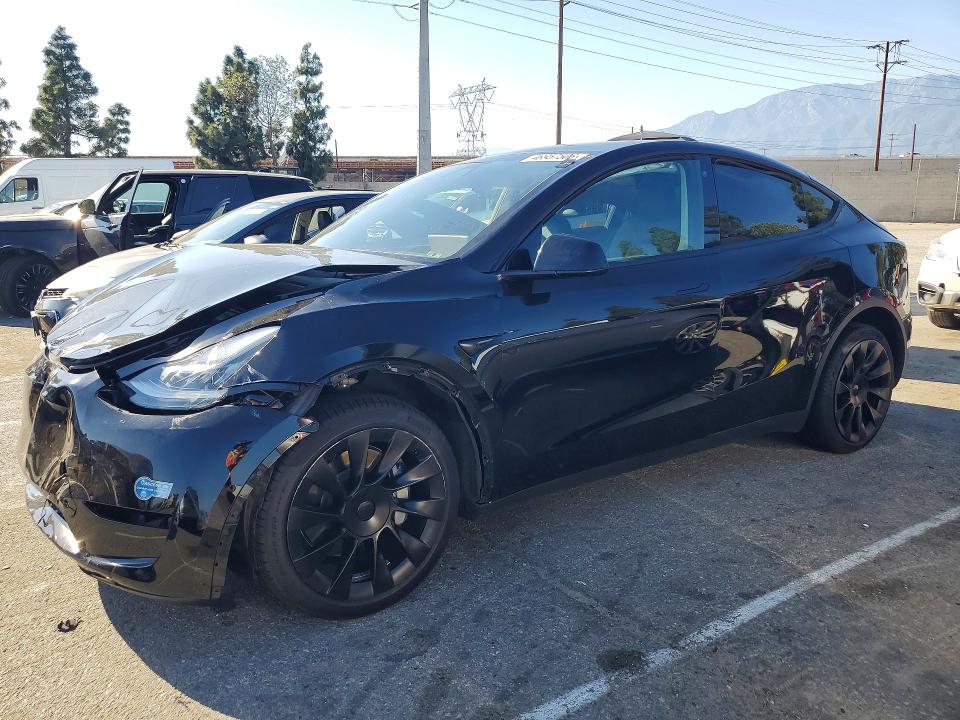 Auction sale of the 2021 Tesla Model Y, vin: 5YJYGDEE7MF149071, lot number: 46957506