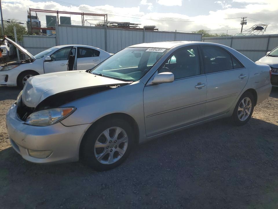48004366 :رقم المزاد ، 4T1BF30K46U118785 vin ، 2006 Toyota Camry مزاد بيع