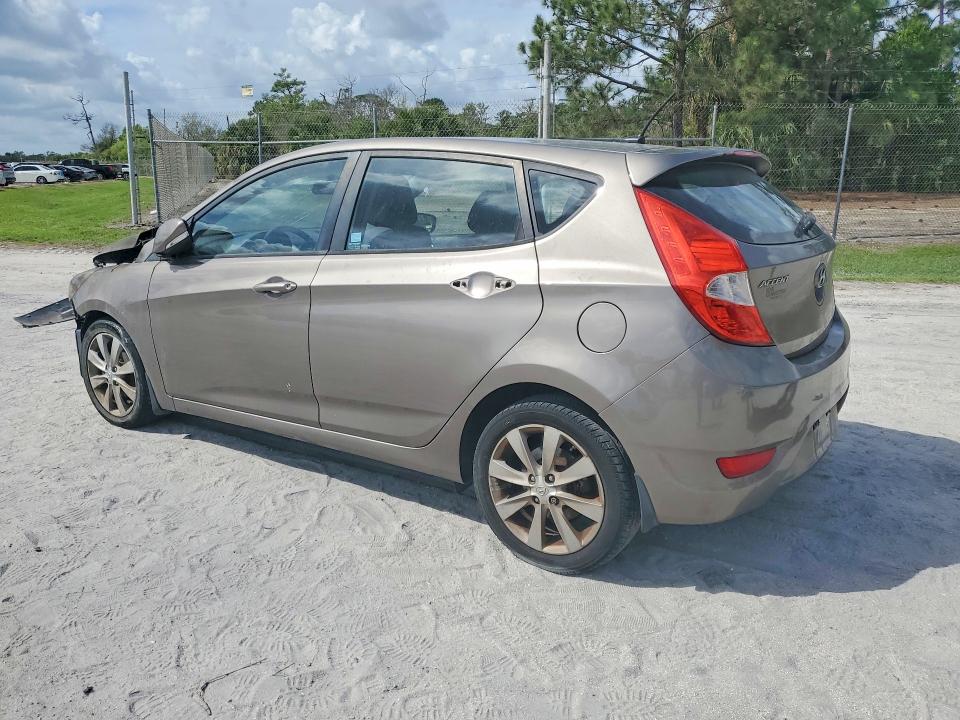 2014 Hyundai Accent მანქანა იყიდება აუქციონზე, vin: KMHCU5AE2EU162149, აუქციონის ნომერი: 45747636