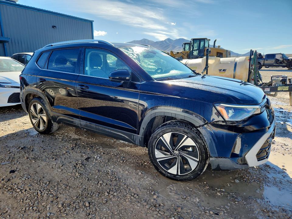 47260196 :رقم المزاد ، 3VVUC7B22SM035639 vin ، 2025 Volkswagen Taos مزاد بيع