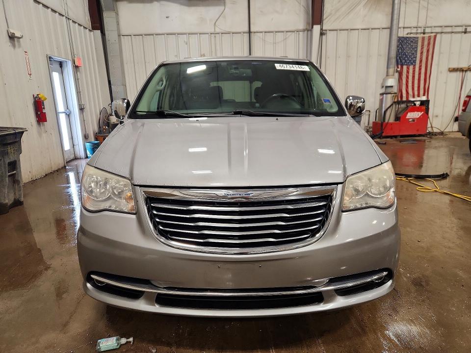 2014 Chrysler Town & Country მანქანა იყიდება აუქციონზე, vin: 2C4RC1CG0ER409707, აუქციონის ნომერი: 46734146