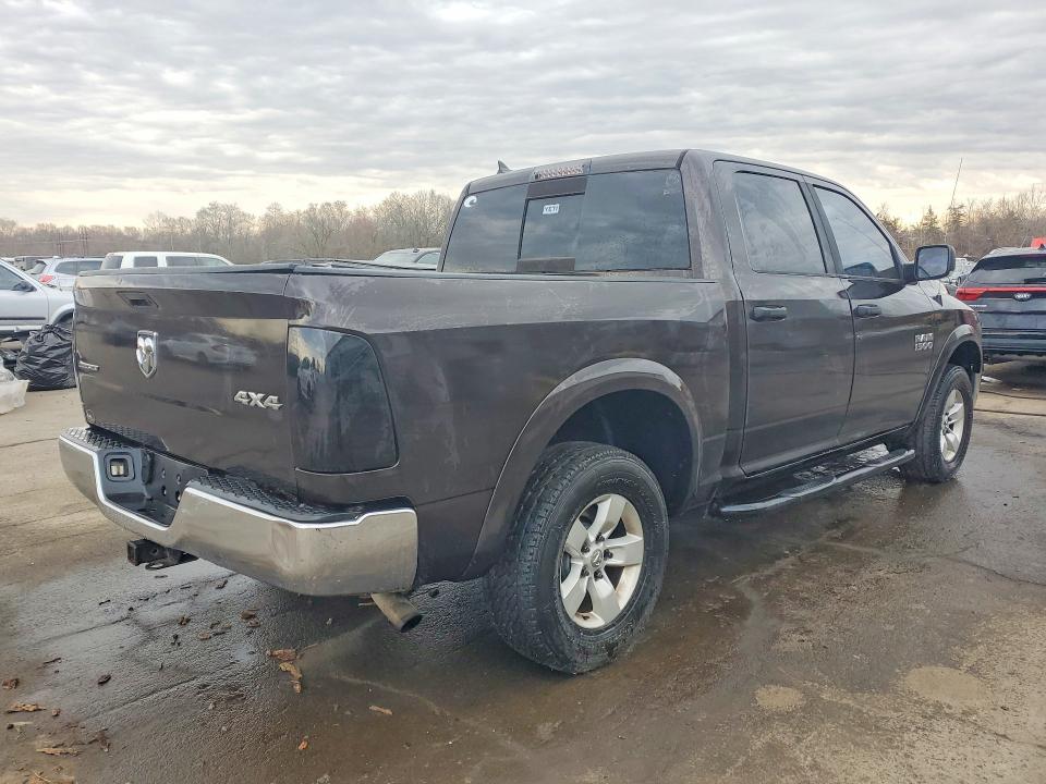 47037346 :رقم المزاد ، 1C6RR7LG5GS371708 vin ، 2016 Ram 1500 مزاد بيع