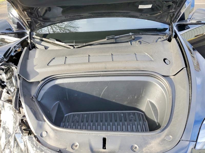 2025 Tesla Model Y მანქანა იყიდება აუქციონზე, vin: 7SAYGAEE8SF243801, აუქციონის ნომერი: 41788056