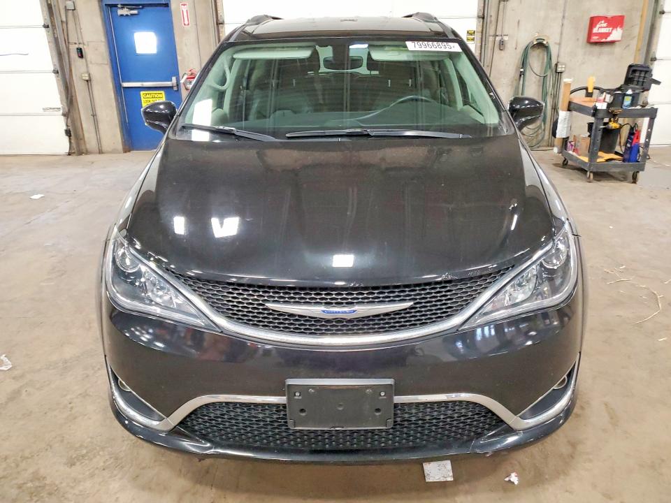 Продажа на аукционе авто 2018 Chrysler Pacifica, vin: 2C4RC1BG2JR234811, номер лота: 79966895