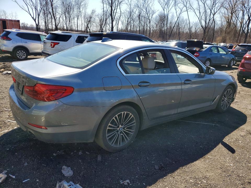 46643336 :رقم المزاد ، WBAJR7C04LWW68543 vin ، 2020 Bmw 530 مزاد بيع