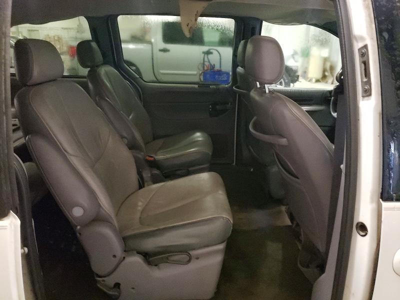 Продаж на аукціоні авто 1998 Chrysler Town & Country, vin: 1C4GP64L4WB657625, номер лоту: 47731996