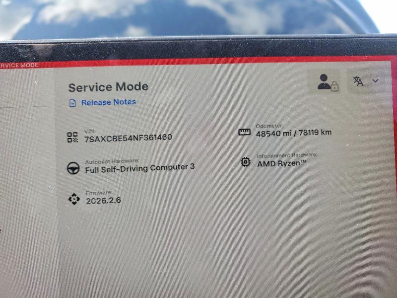 46017366 :رقم المزاد ، 7SAXCBE54NF361460 vin ، 2022 Tesla Model X مزاد بيع
