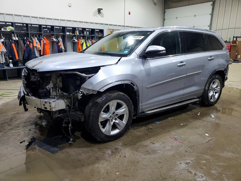 45944816 :رقم المزاد ، 5TDDKRFH1GS242297 vin ، 2016 Toyota Highlander مزاد بيع