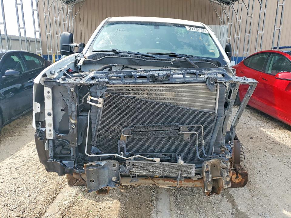Продаж на аукціоні авто 2018 Chevrolet Silverado, vin: 1GC1KUEG5JF240610, номер лоту: 53178006