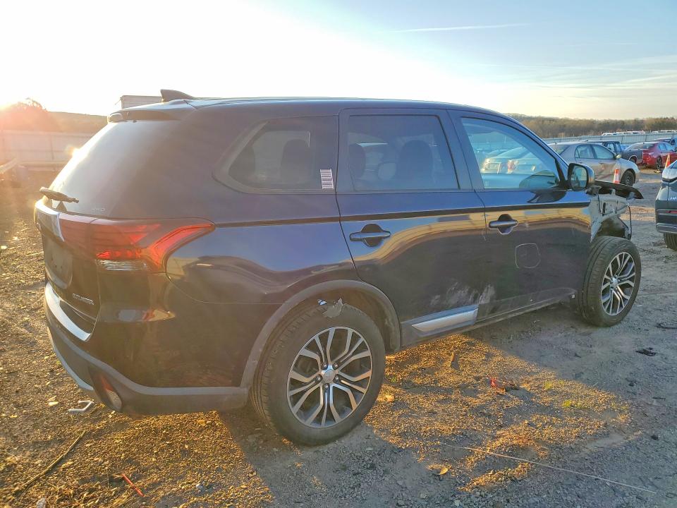 Продаж на аукціоні авто 2018 Mitsubishi Outlander, vin: JA4AZ2A36JZ003037, номер лоту: 46370106