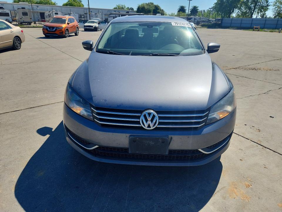 79124815 :رقم المزاد ، 1VWBP7A34DC118124 vin ، 2013 Volkswagen Passat مزاد بيع