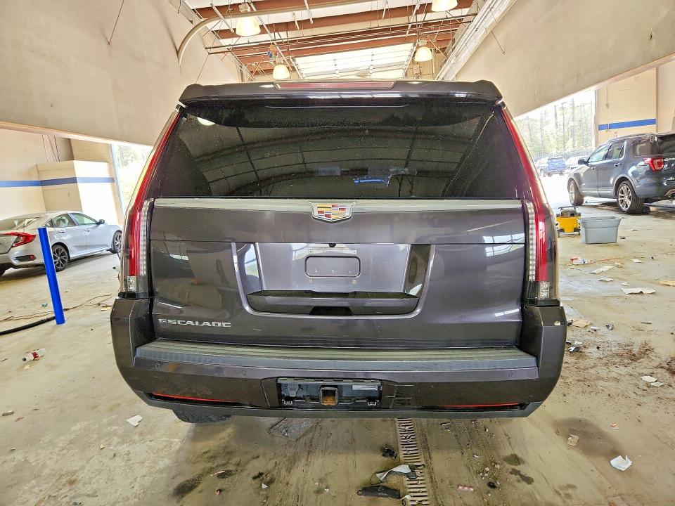 2015 Cadillac Escalade მანქანა იყიდება აუქციონზე, vin: 1GYS4NKJ4FR571070, აუქციონის ნომერი: 48135626