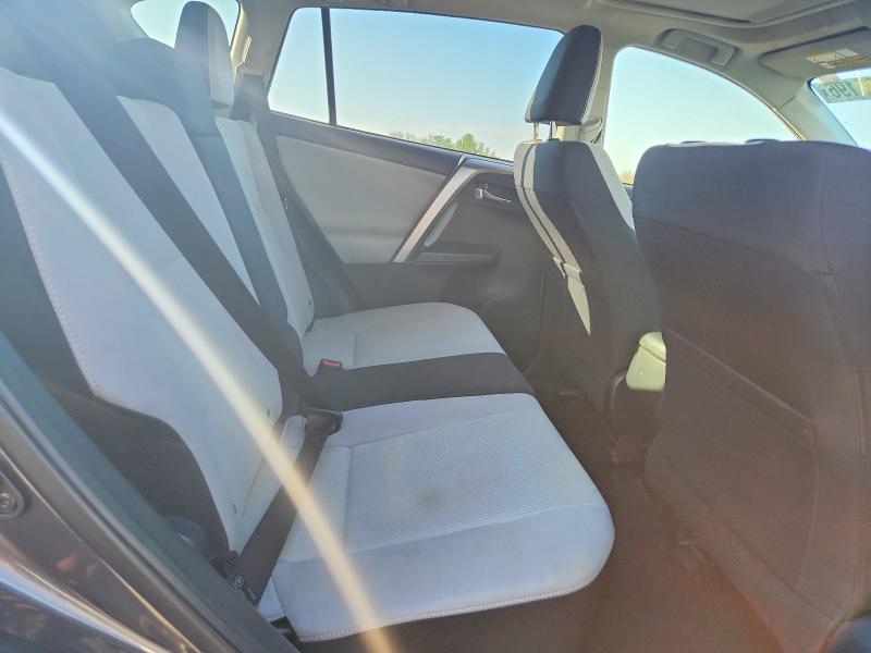 47825196 :رقم المزاد ، JTMRFREV4HJ110554 vin ، 2017 Toyota Rav4 مزاد بيع