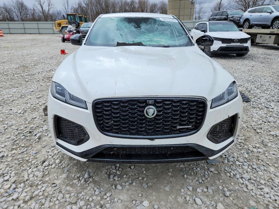 2024 Jaguar F-pace მანქანა იყიდება აუქციონზე, vin: SADCT2EX1RA736334, აუქციონის ნომერი: 46512346