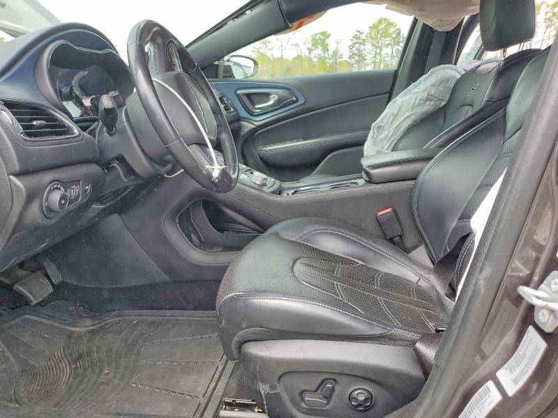 48020806 :رقم المزاد ، 1C3CCCBB3FN747970 vin ، 2015 Chrysler 200 مزاد بيع