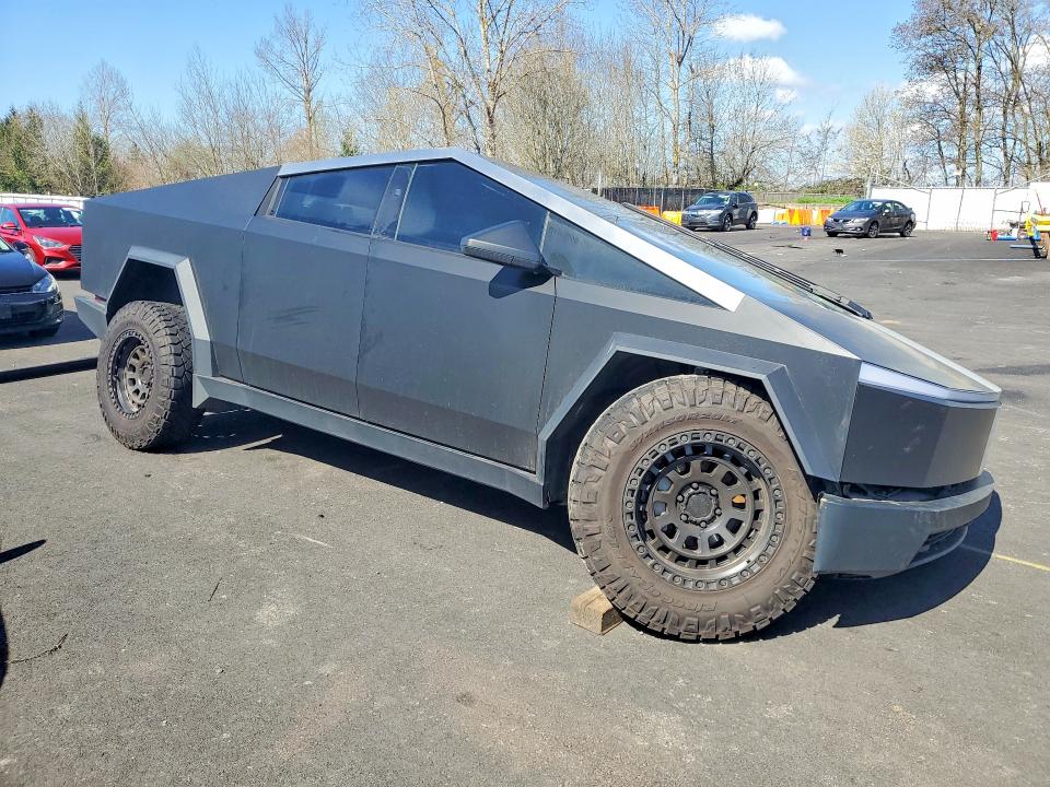 Продажа на аукционе авто 2024 Tesla Cybertruck, vin: 7G2CEHED7RA014253, номер лота: 47577076