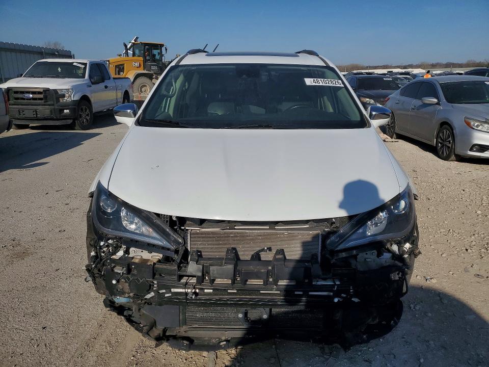 Aukcja sprzedaży 2019 Chrysler Pacifica, vin: 2C4RC1N72KR715686, numer aukcji: 48102826