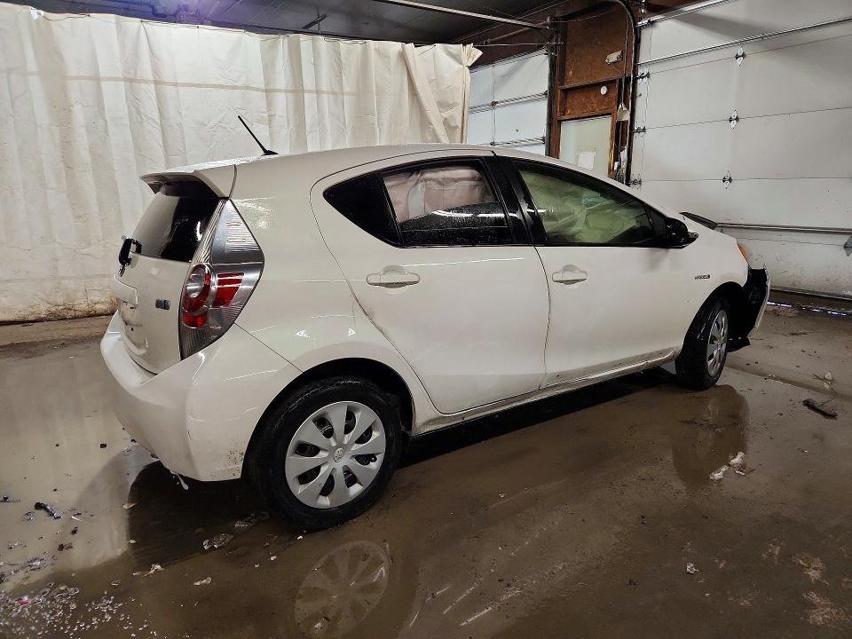 2014 Toyota Prius C მანქანა იყიდება აუქციონზე, vin: JTDKDTB32E1066928, აუქციონის ნომერი: 46346716