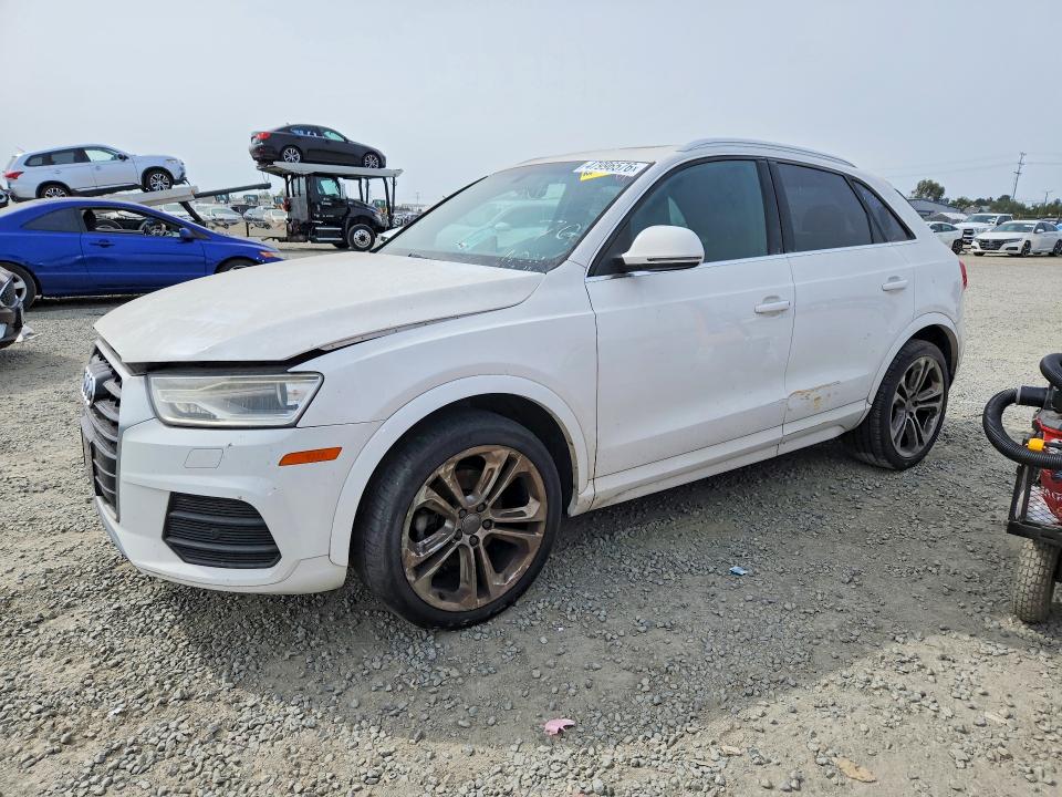 2016 Audi Q3 მანქანა იყიდება აუქციონზე, vin: WA1BFCFS3GR011026, აუქციონის ნომერი: 47996576