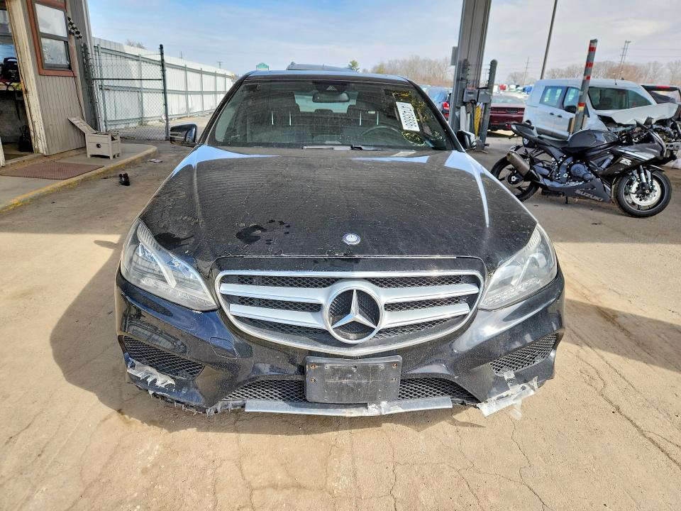 47435886 :رقم المزاد ، WDDHF8JB9GB233377 vin ، 2016 Mercedes-benz E مزاد بيع