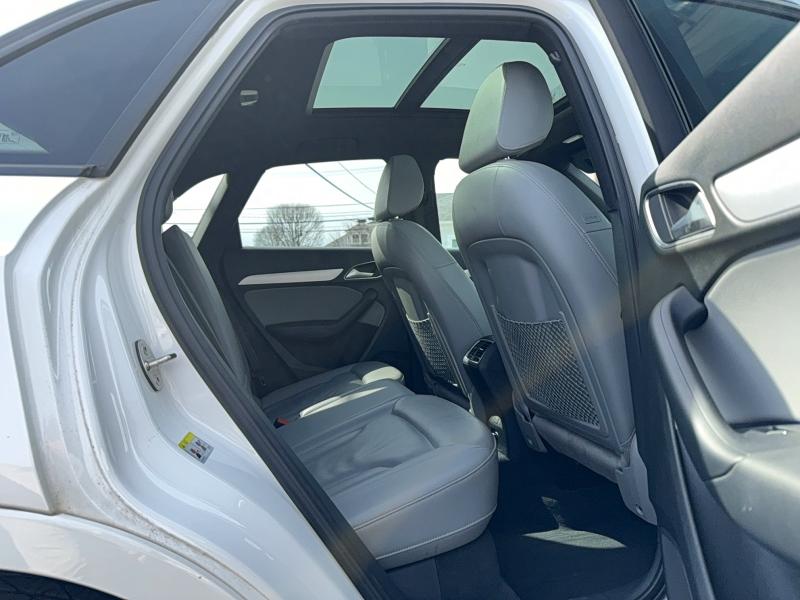 Продаж на аукціоні авто 2018 Audi Q3, vin: WA1BCCFS6JR027592, номер лоту: 46848986