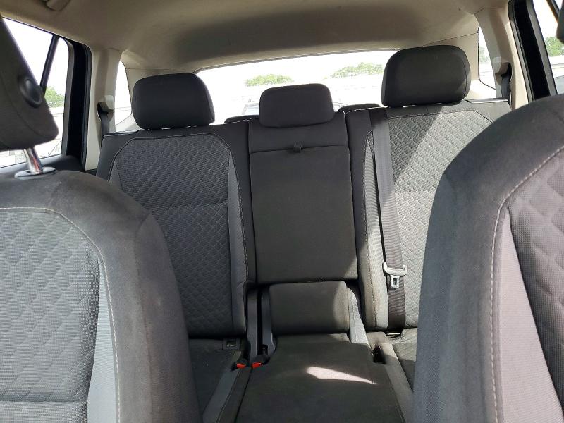 Продаж на аукціоні авто 2018 Volkswagen Tiguan, vin: 3VV1B7AXXJM164360, номер лоту: 47835666