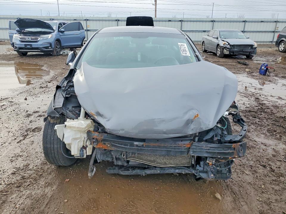 41667216 :رقم المزاد ، 5NPDH4AE8DH226890 vin ، 2013 Hyundai Elantra مزاد بيع