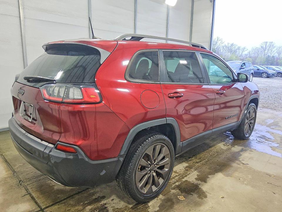 79676725 :رقم المزاد ، 1C4PJLMX8MD180203 vin ، 2021 Jeep Cherokee مزاد بيع
